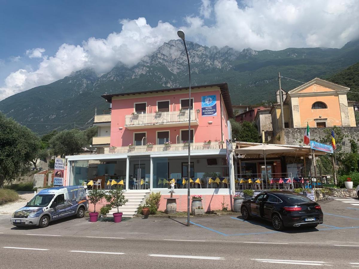 Hotel Vela Azzurra Navene Kültér fotó
