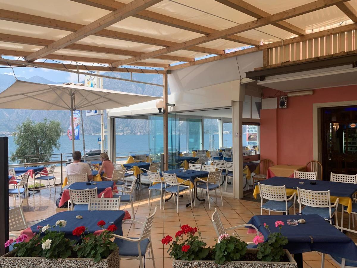 Hotel Vela Azzurra Navene Kültér fotó