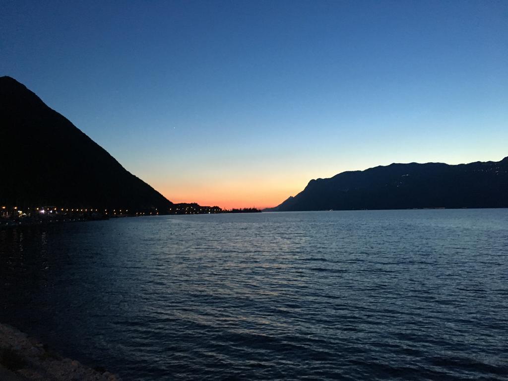 Hotel Vela Azzurra Navene Kültér fotó