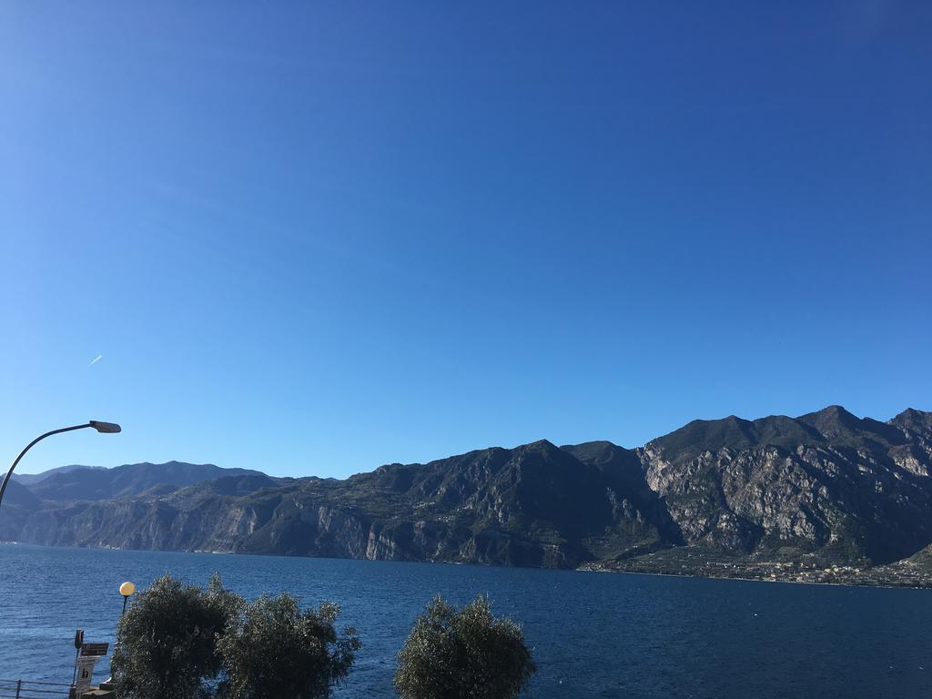 Hotel Vela Azzurra Navene Kültér fotó