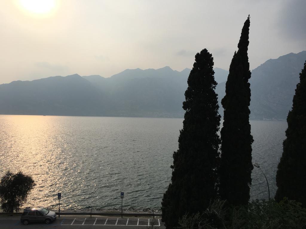 Hotel Vela Azzurra Navene Kültér fotó